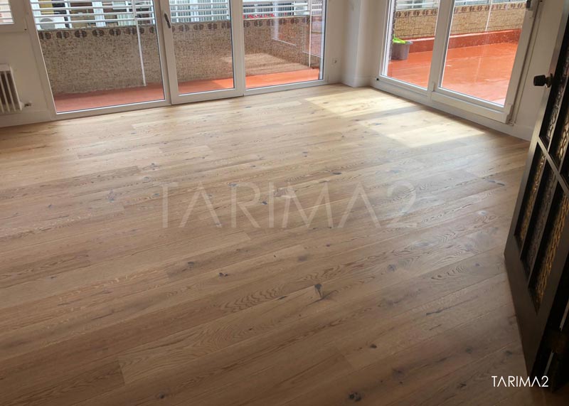 Proyecto de cambio de suelo de tarima en una vivienda privada.