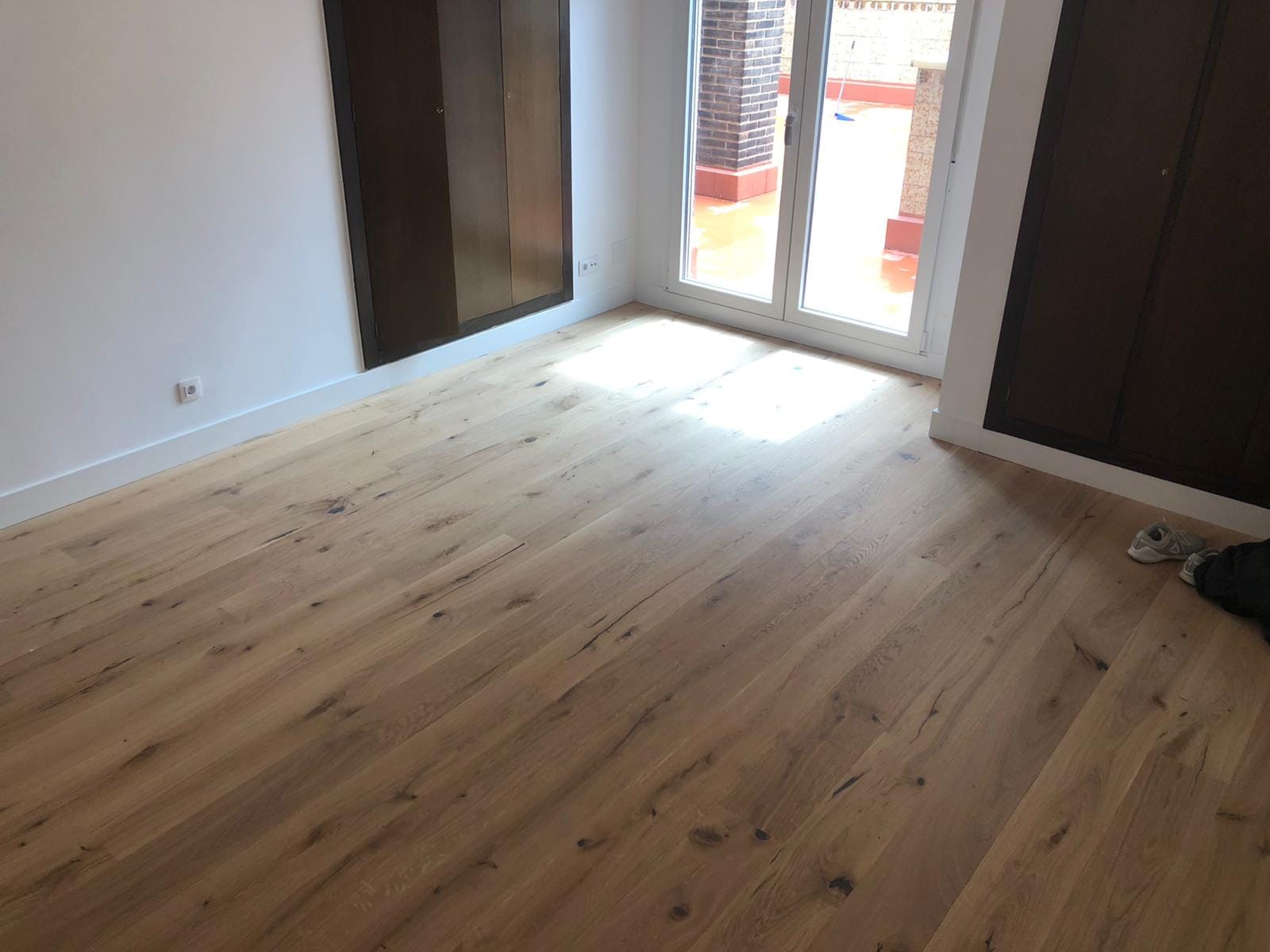 Proyecto de cambio de suelo de tarima en una vivienda privada.