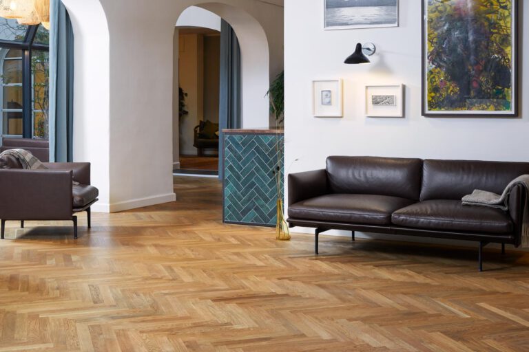 Roble - Parquet en espiga ancha Junckers - Detalle Lama y Textura 1