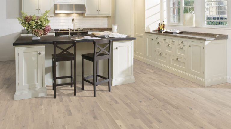 Roble Loft White Strip - Detalle Lama y Textura 1