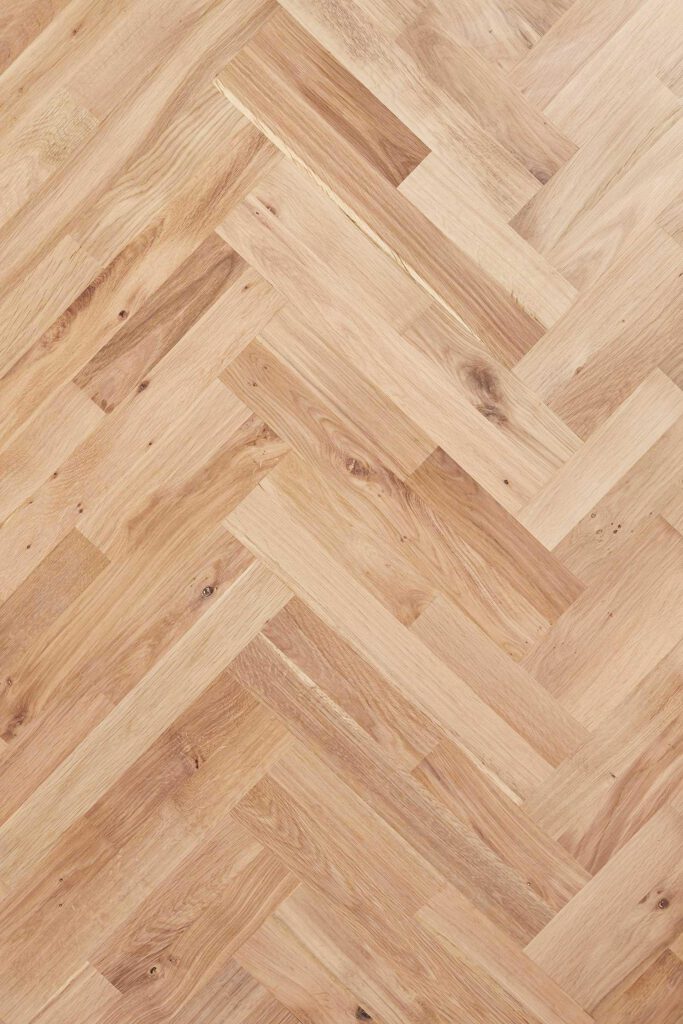Parquet en doble espiga Junckers – Variedad de colores y acabados