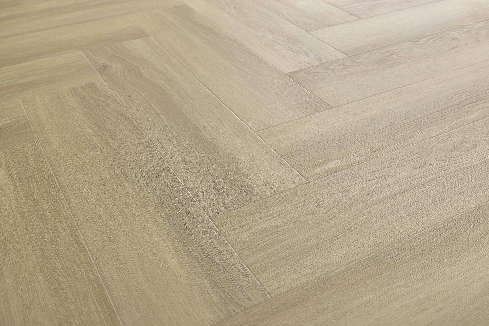 Suelo de vinilo Arbiton Amaron Herringbone EIR – JOHANNES ROBLE – 5mm/0.55mm