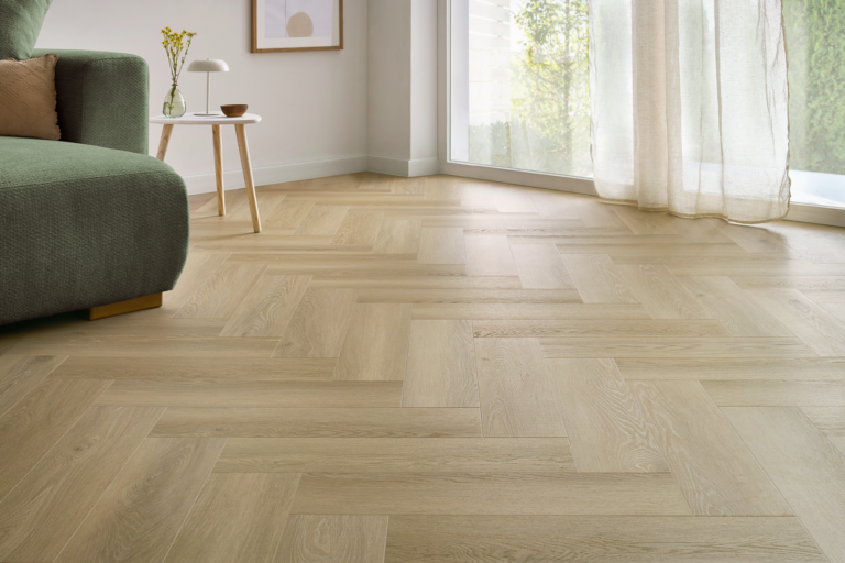 Suelo de vinilo Arbiton Amaron Herringbone EIR - JOHANNES ROBLE - 5mm/0.55mm - Detalle 1