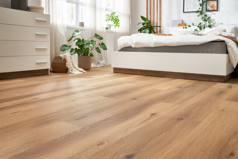 Suelo de vinilo Arbiton WOODRIC EIR - ROBLE GARLAND - 4mm/0.55mm - Detalle 1