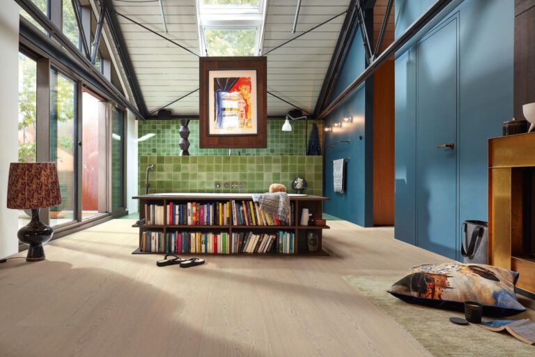 Suelo de madera Lindura HD 400 Roble vivo crema leche 20228 barnizado ultramate