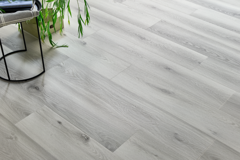 Suelo de vinilo Arbiton WOODRIC EIR ACOUSTIC - ROBLE DAYTON - 5.3mm/0.55mm - Detalle 1