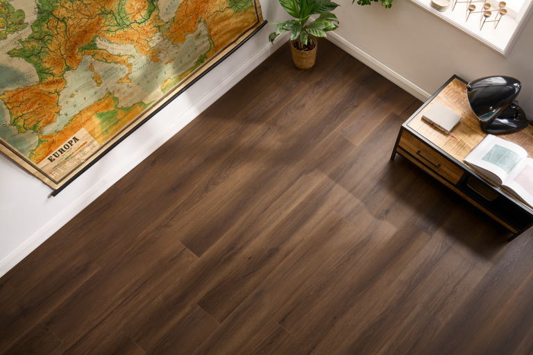 Suelo vinílico Arbiton Amaron Superiore ACOUSTIC - DĄB SEGOVIA - 6.3mm/0.55mm - Detalle 1