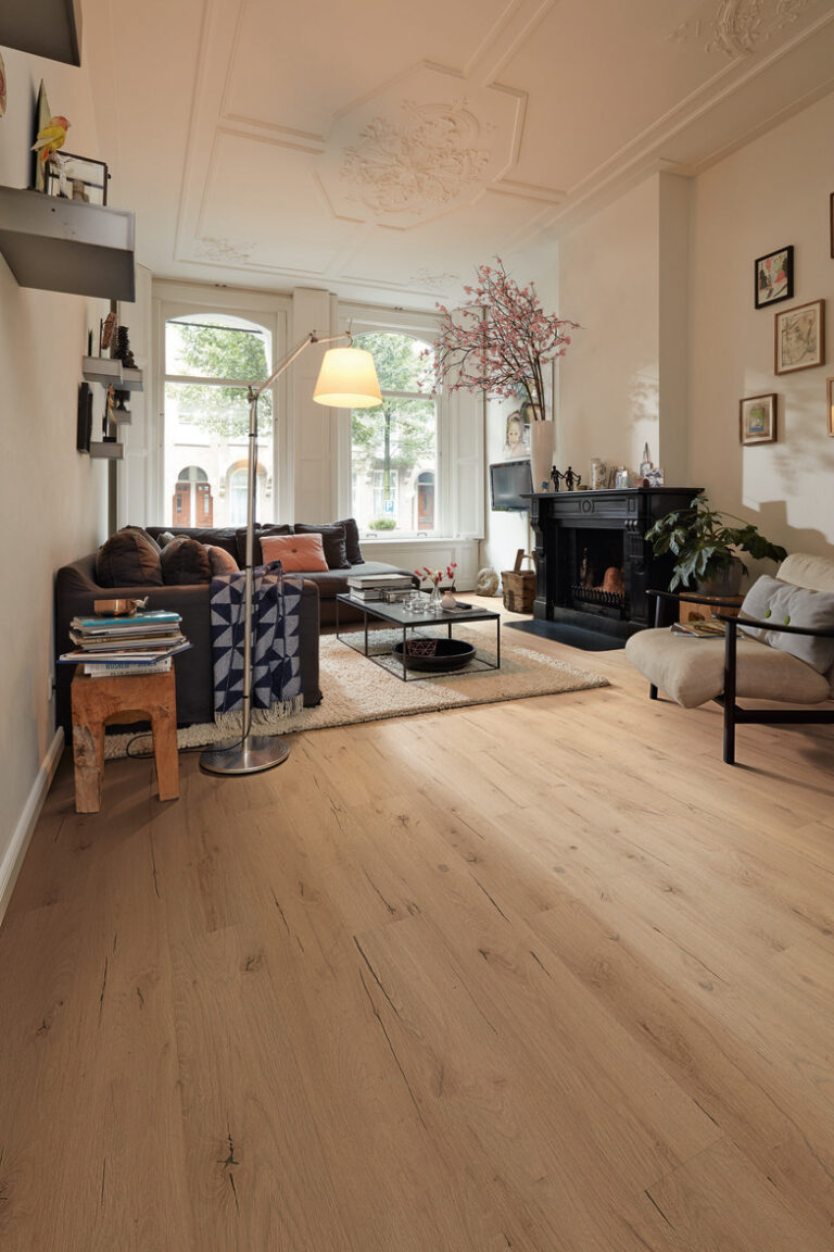 Suelo laminado MeisterDesign. laminate LC 55 Roble agrietado claro 06258