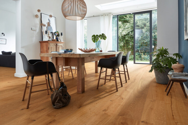 Suelo de madera Lindura HD 400 Roble auténtico 08904 aceitado natural