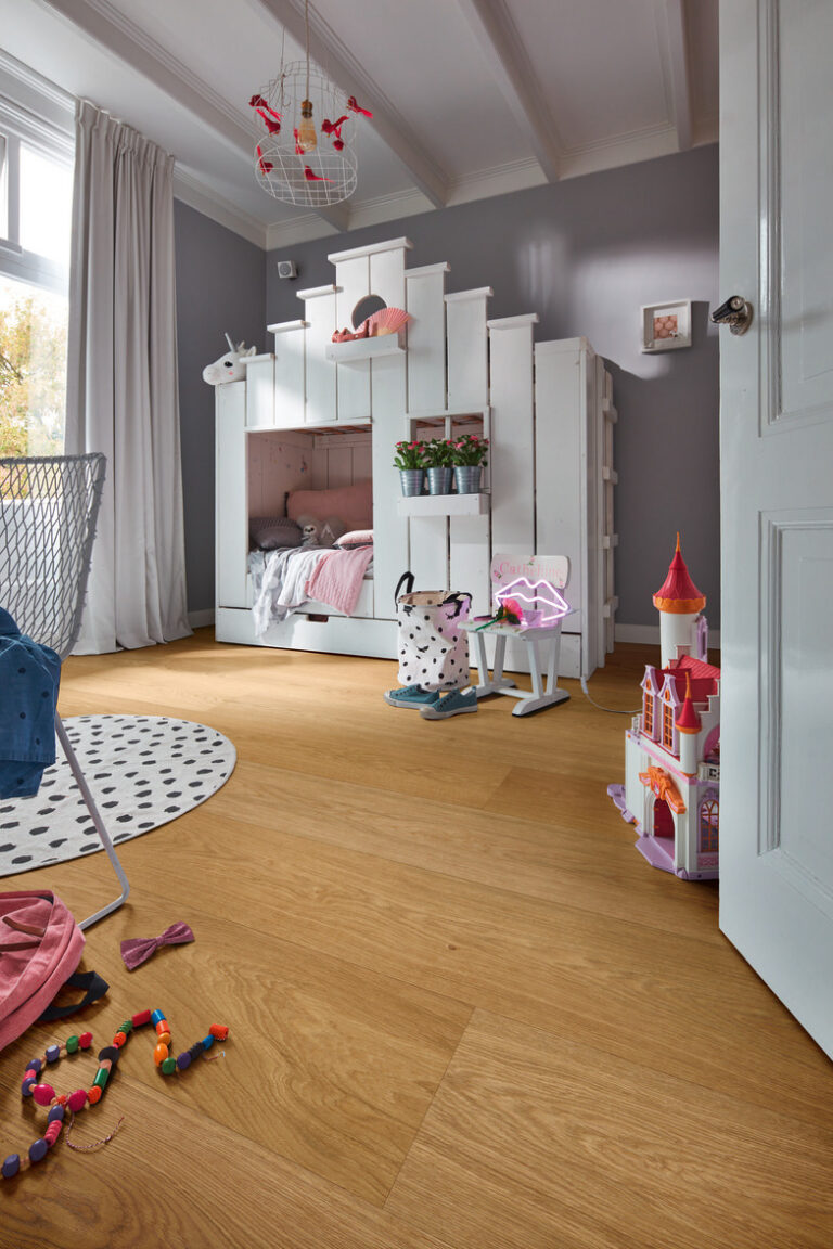 Suelo de madera Lindura HD 400 Roble natural 08913 barnizado ultramate