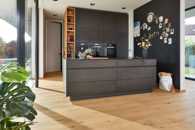 Suelo de madera Lindura HD 400 Roble auténtico puro 08921 barnizado ultramate