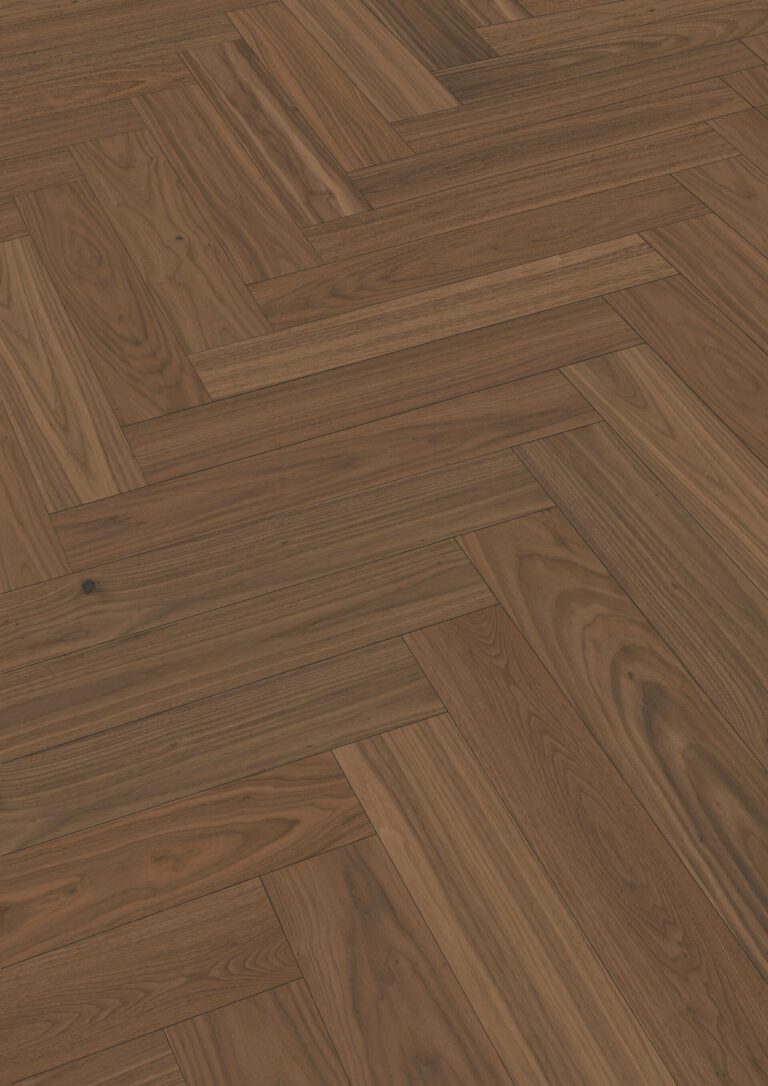 Suelo de madera Lindura HS 500 Nogal americano clásico 08924 barnizado ultramate