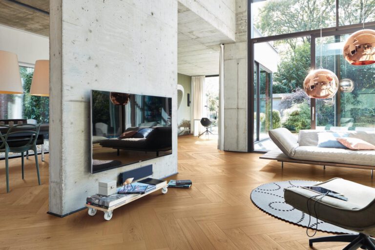 Suelo de madera Lindura HS 500 Roble clásico puro 08928 barnizado ultramate