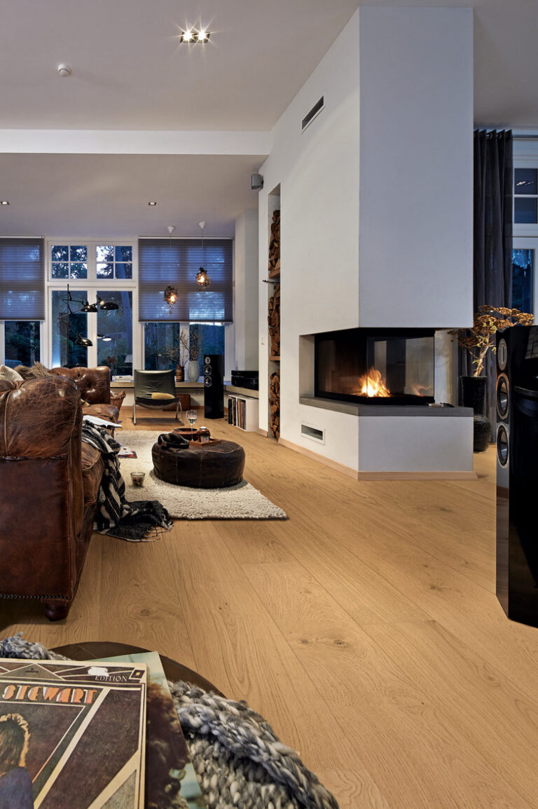 Suelo de madera Lindura HD 400 Roble vivo puro 08936 barnizado ultramate