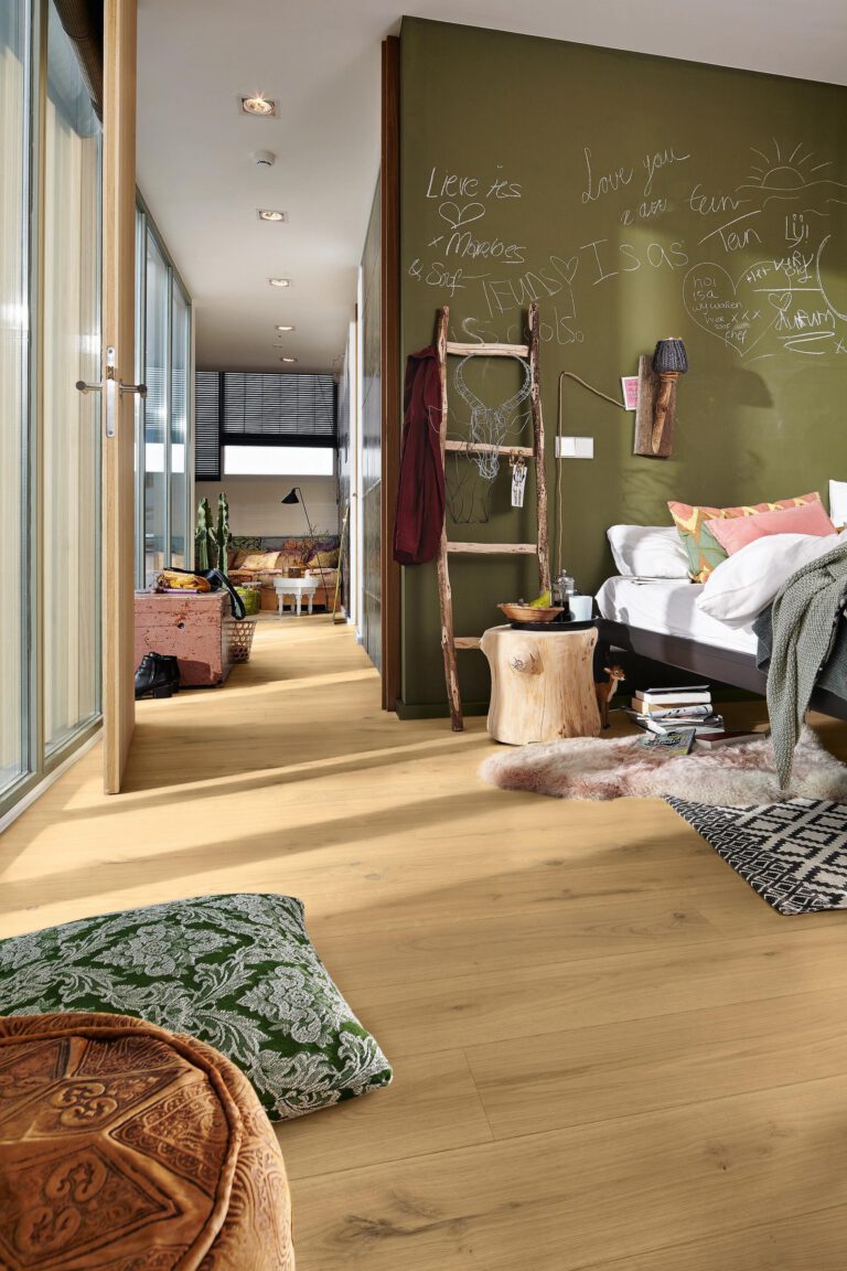Parquet MeisterParquet. longlife PD 400 Roble auténtico aspecto decapado 09015 barnizado ultramate