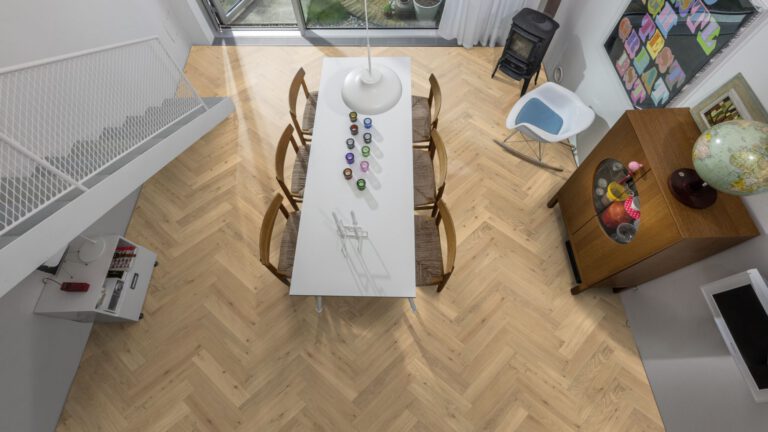 Roble Herringbone Cc Dim White - Detalle Lama y Textura 1