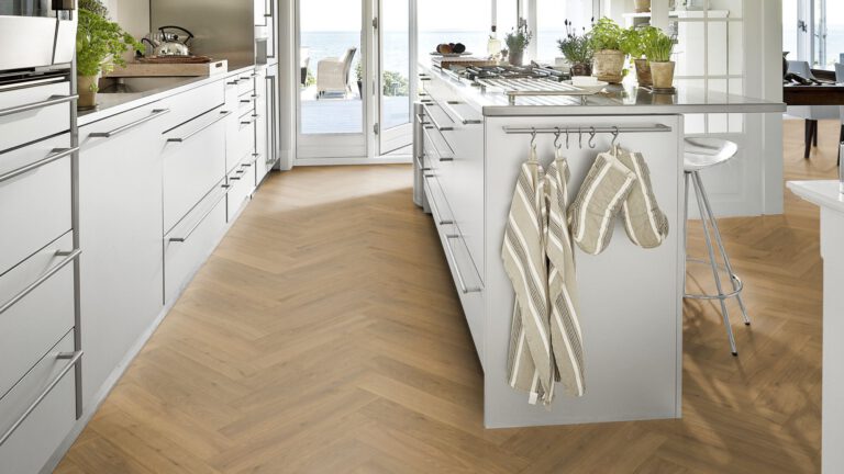 Roble Herringbone Cd Smoked Grey - Detalle Lama y Textura 4