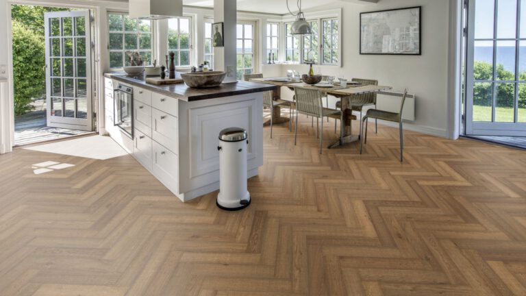 Roble Herringbone Cd Vintage Smoked - Detalle Lama y Textura 2